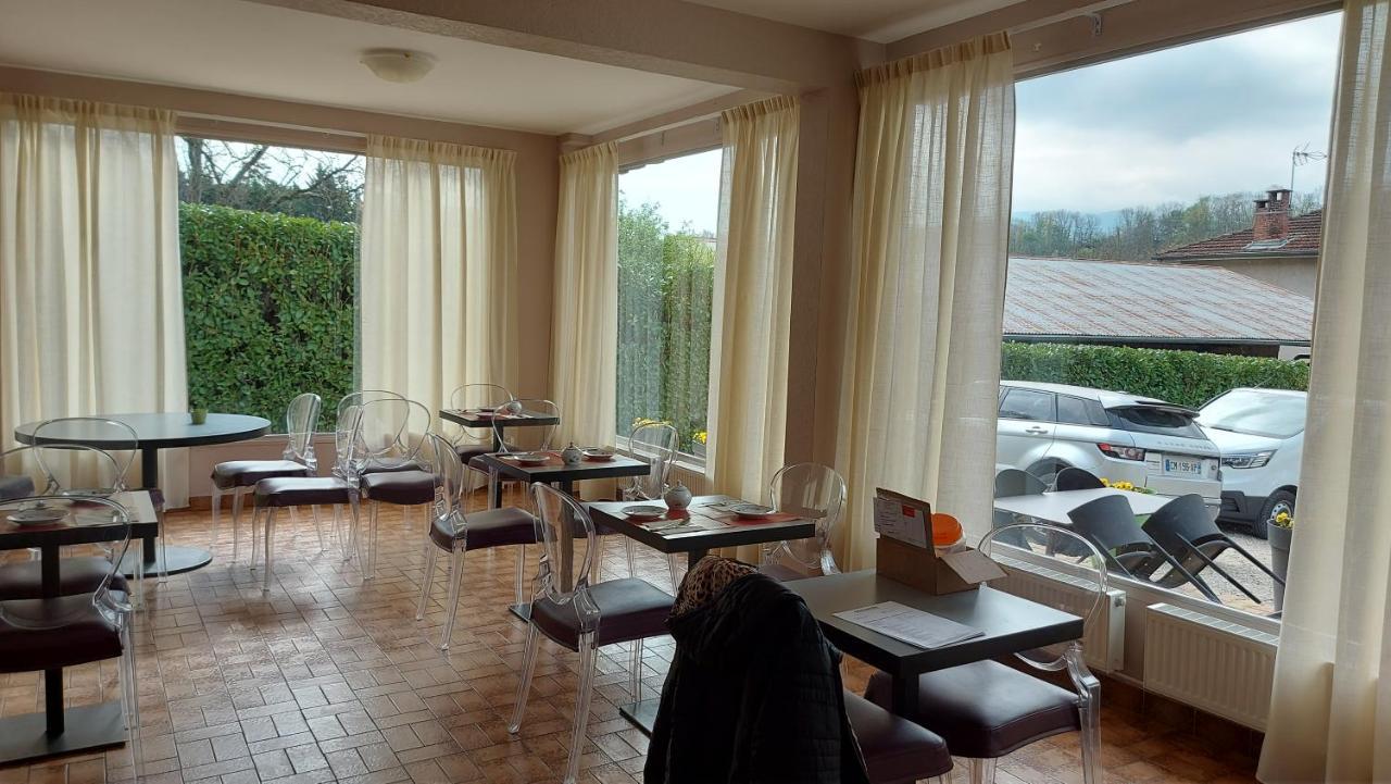 Hotel Brun Saint-Lattier Exterior photo